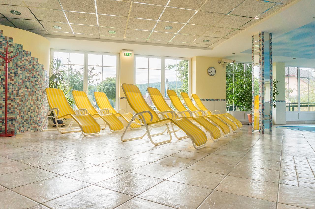 Florianihof Hotel Miesenbach  Exterior photo